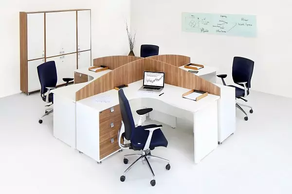 انتخاب تضمینی مبلمان اداری مدرن