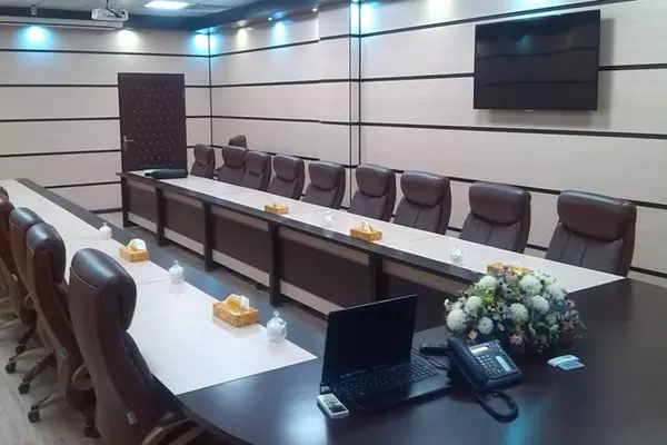 میزهای کنفرانس -گروه صنعتی آفن