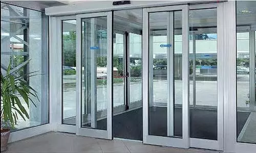 درب های ورودی و خروجی ساختمانی