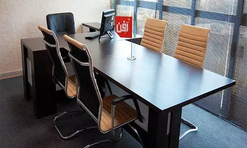 میز کنفرانس